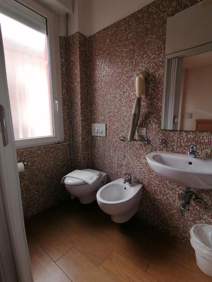 Hotel Villa Santanna Rimini Buitenkant foto